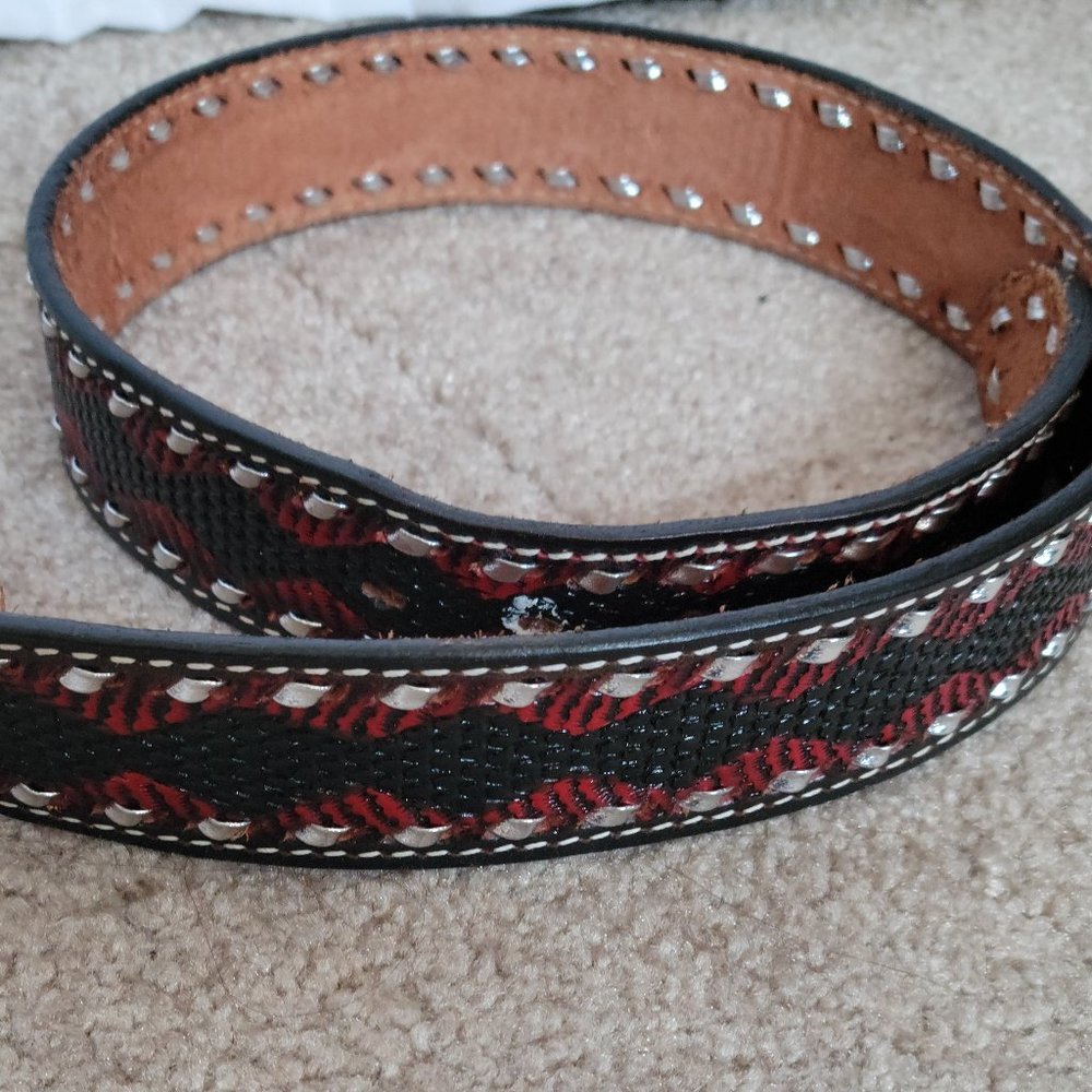 Black/red/silver leather belt